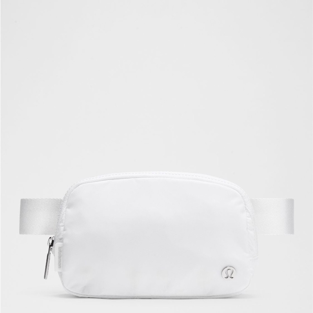 Lululemon Everywhere Belt Bag 1L White